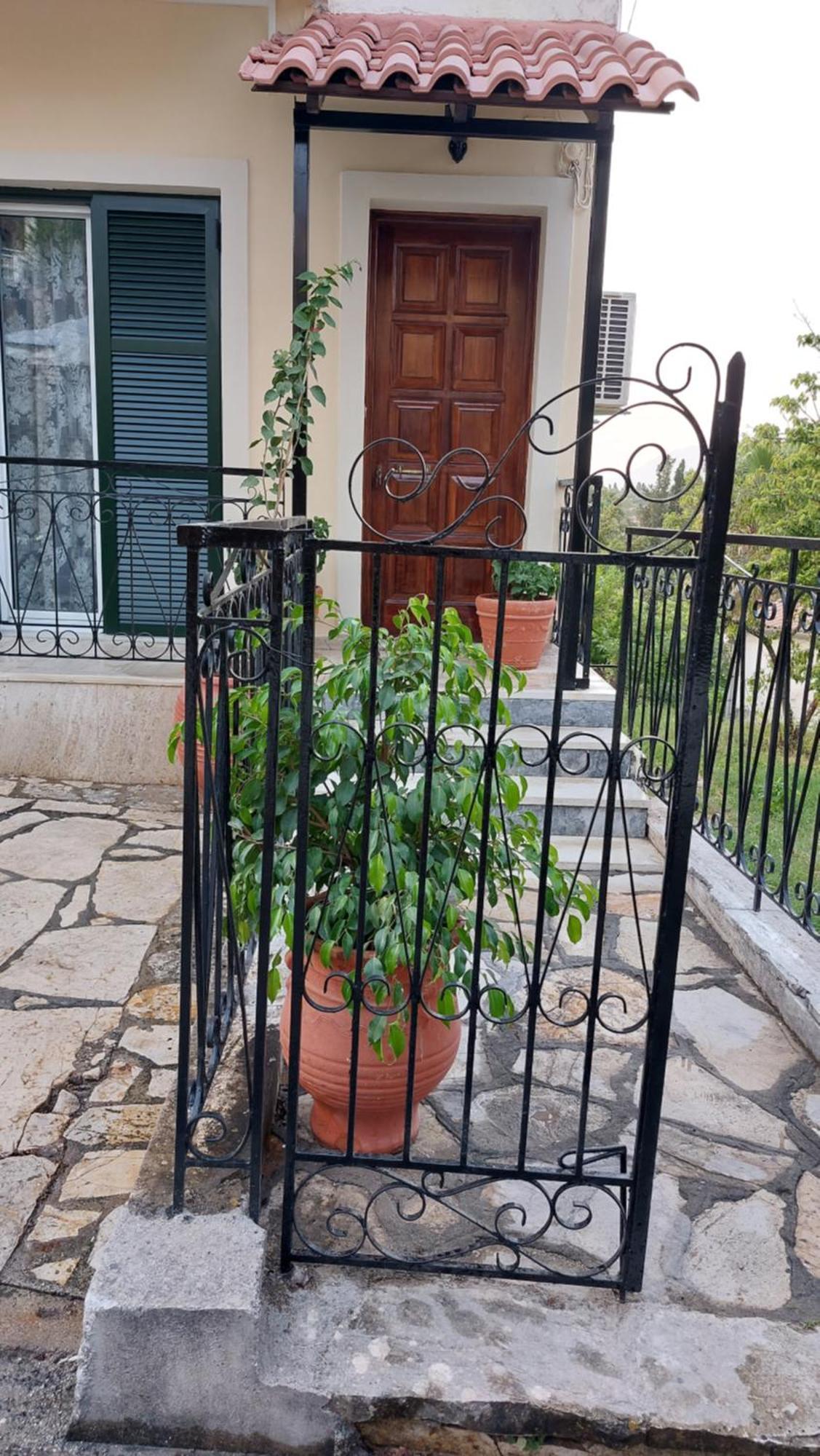 Semiramis Apartment Potamos  Bagian luar foto